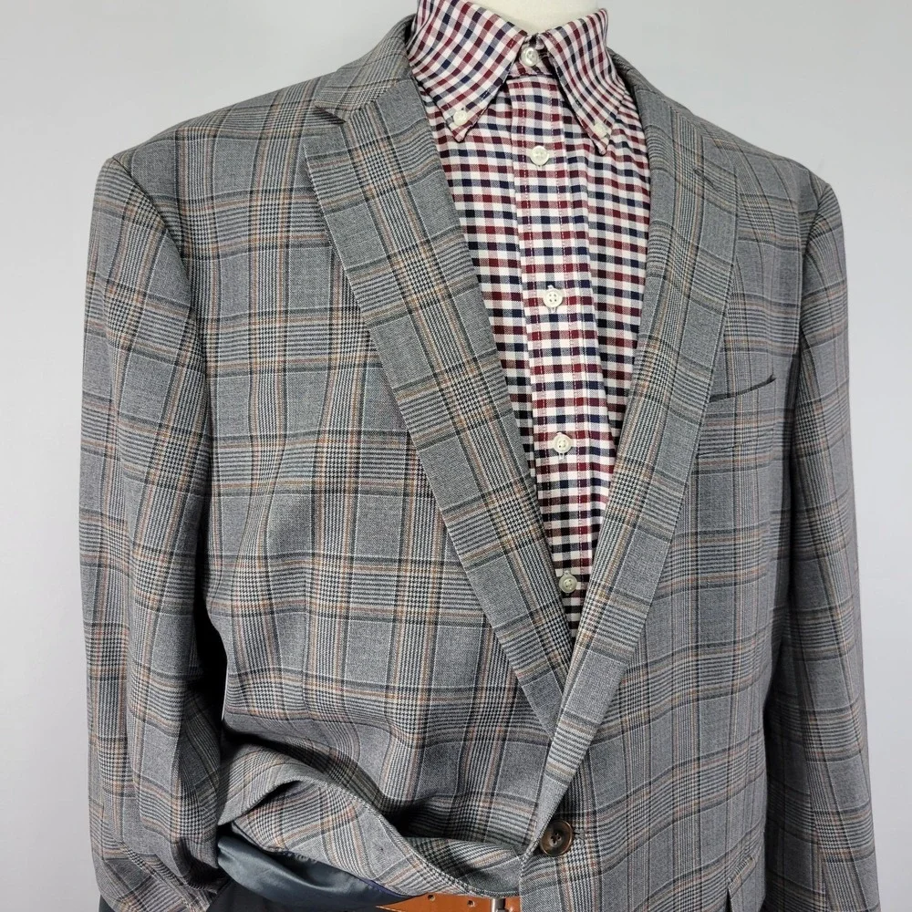 Stafford Mens Sport Coat Blazer Two Button Gray Plaid Poly Wool Size 52R Classic